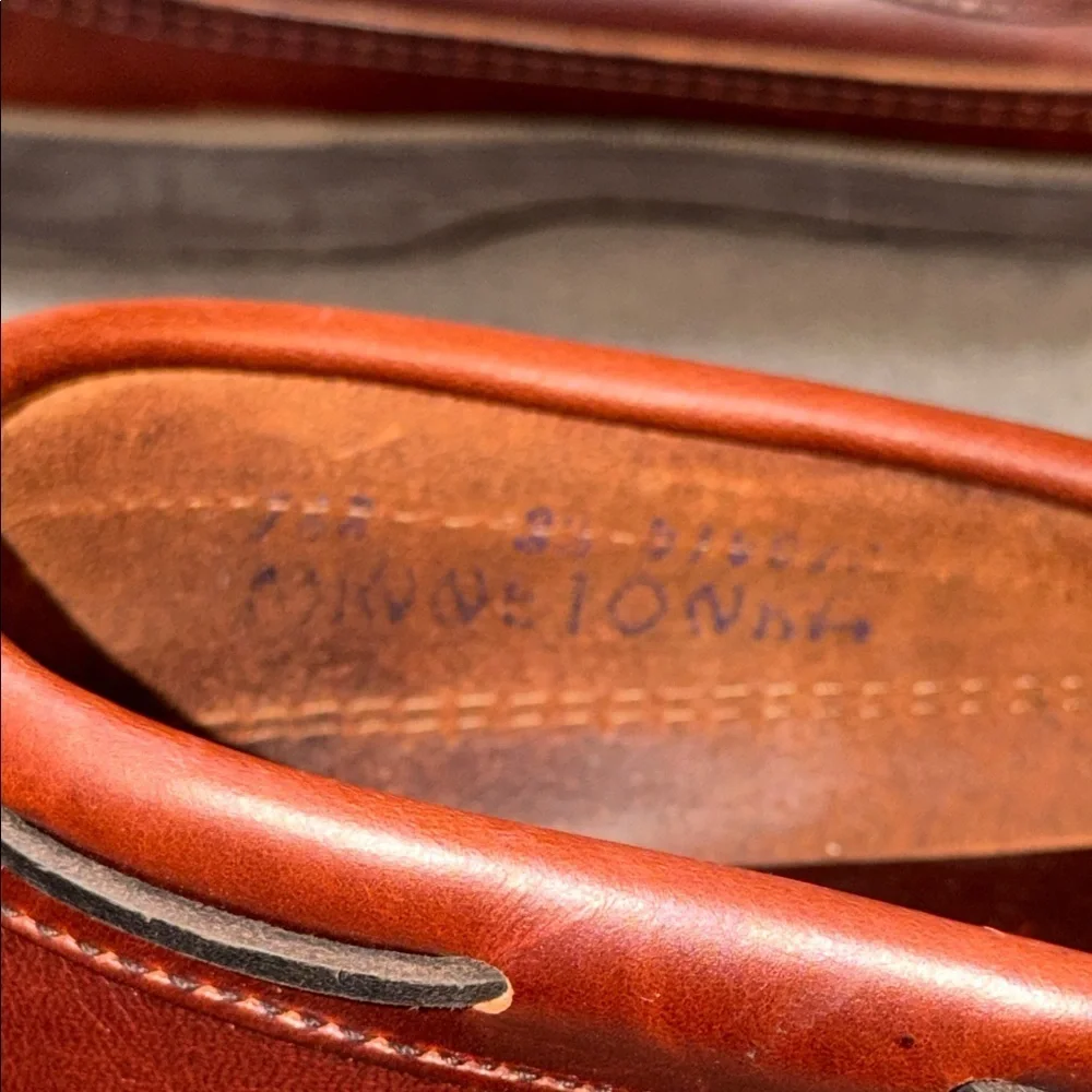 Minnetonka Driver Leather Mens 8.5 Loafers Burgundy Leather